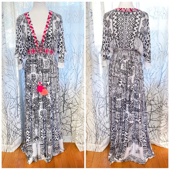 Hemant & Nandita black white pink print lace up v-neck wide sleeve maxi dress - Picture 2 of 12